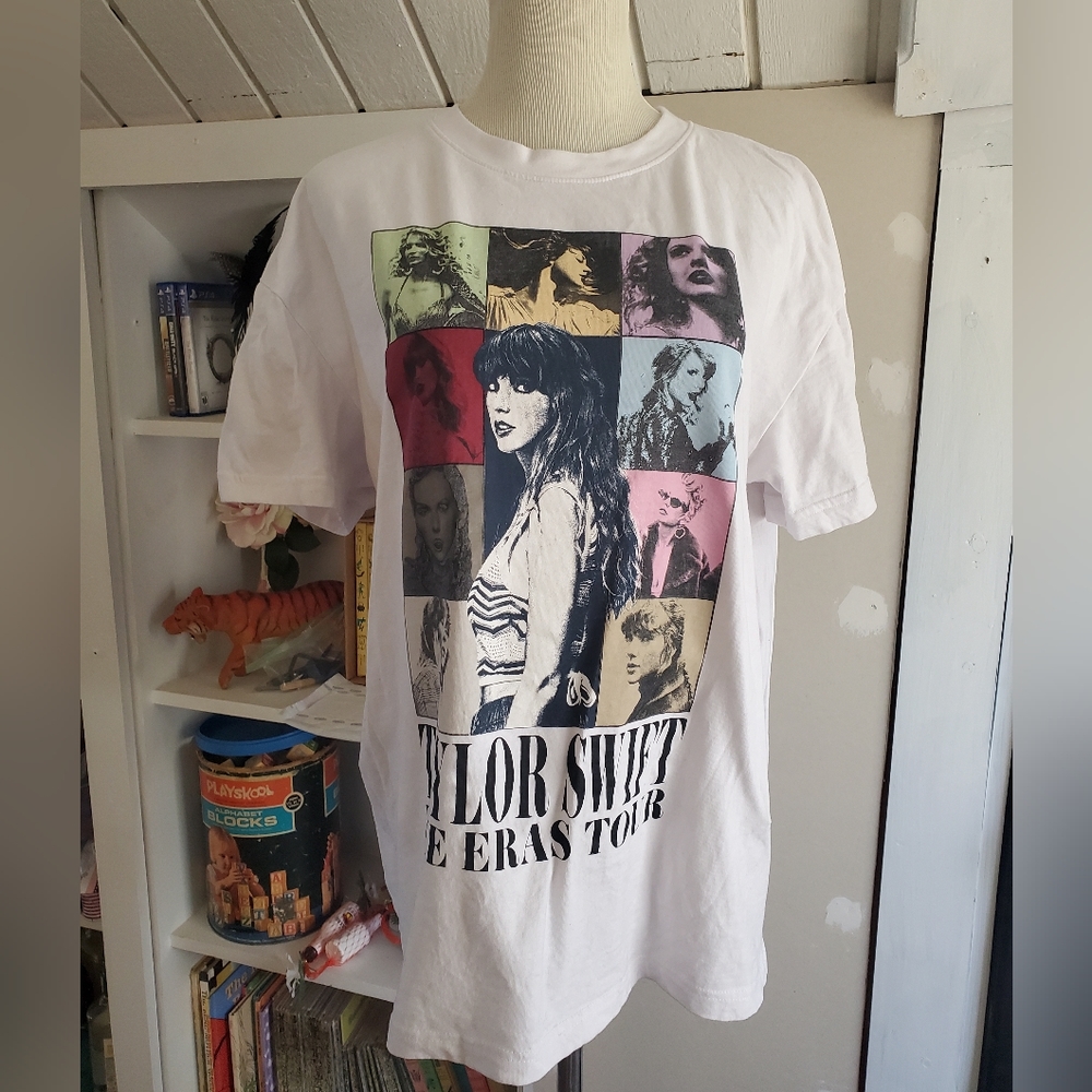 Taylor Swift The Eras Tour White and Color Block Shirt Unisex Size Medium